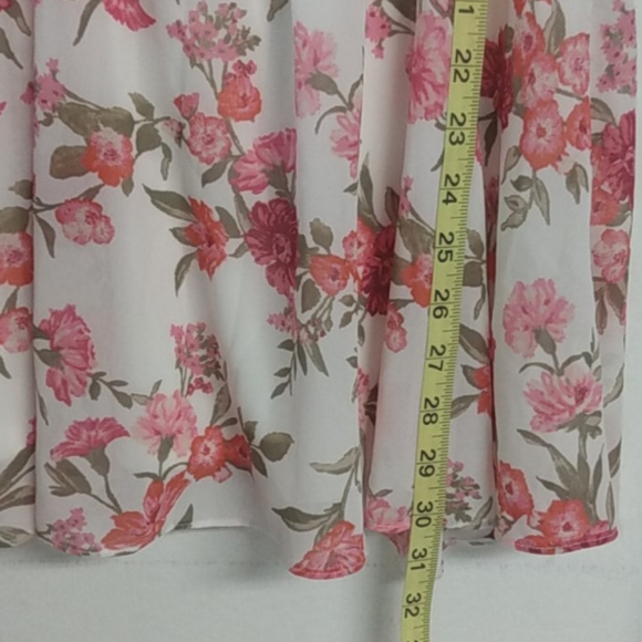 Pretty Pink and Cream Floral Spaghetti Strap Mini Dress XXI - Picture 9 of 11